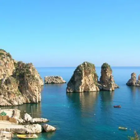3 Stars * San Vito Lo Capo